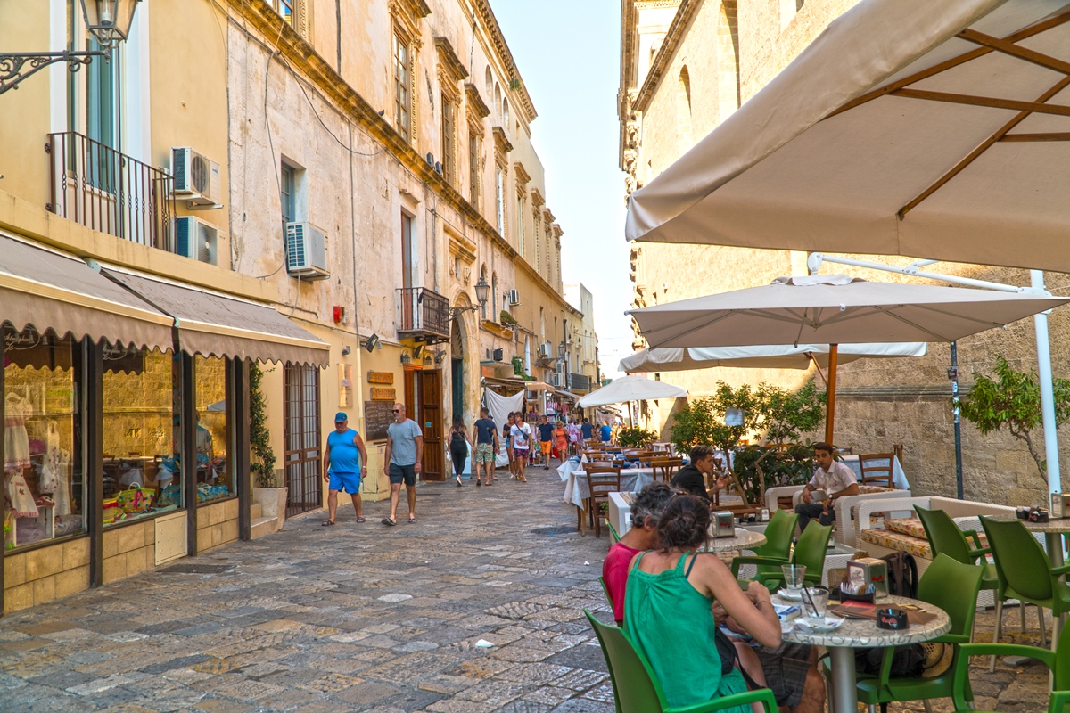 Gallipoli-Stradina-del-Borgo-1