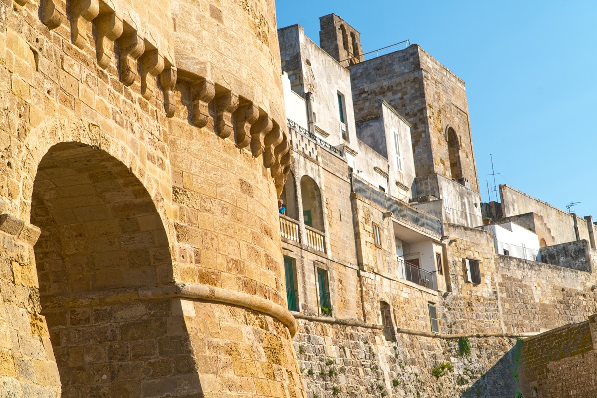 Otranto-Veduta-Mura-Castello-Aragonese